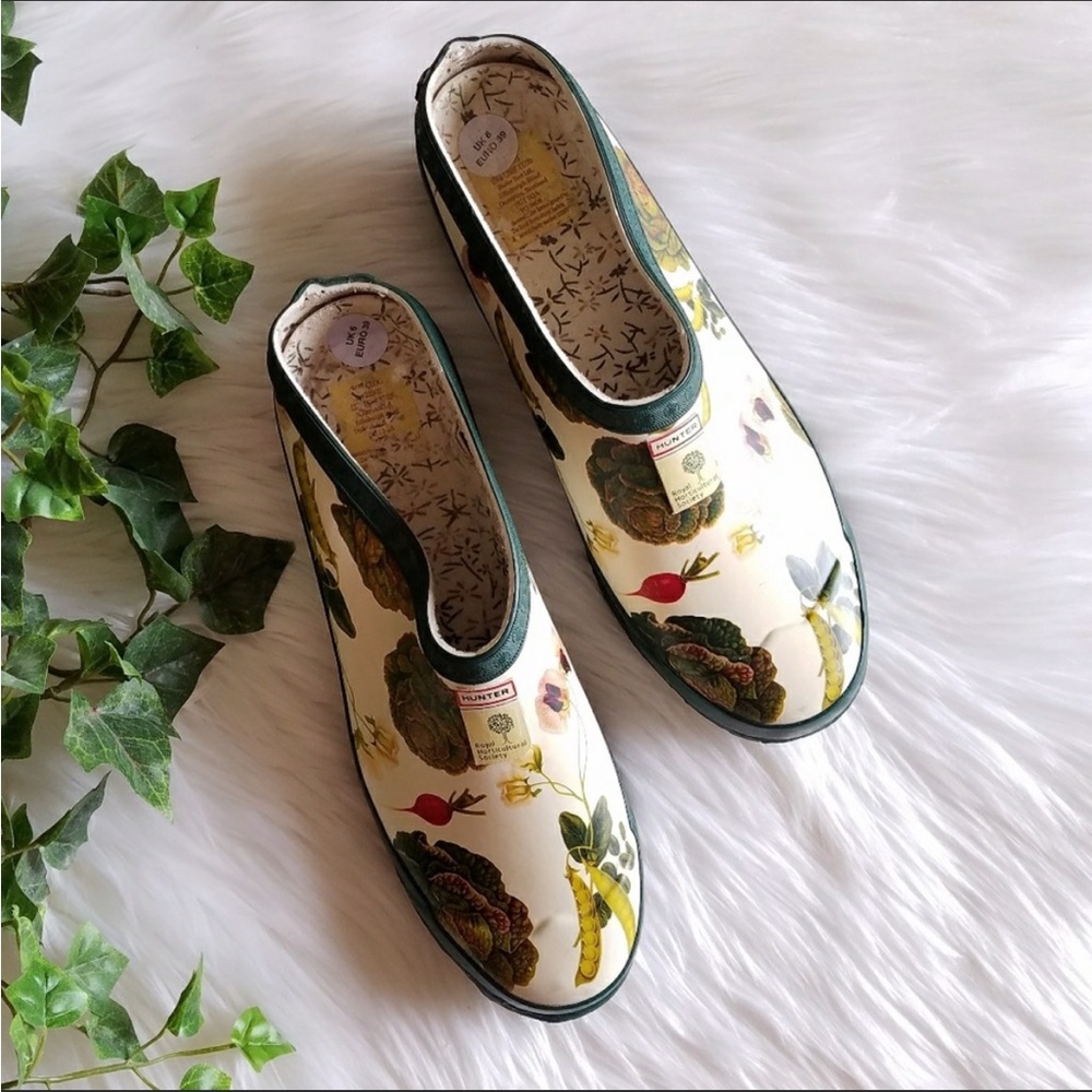 ISO Hunter Royal Horticultural Society gardening clogs